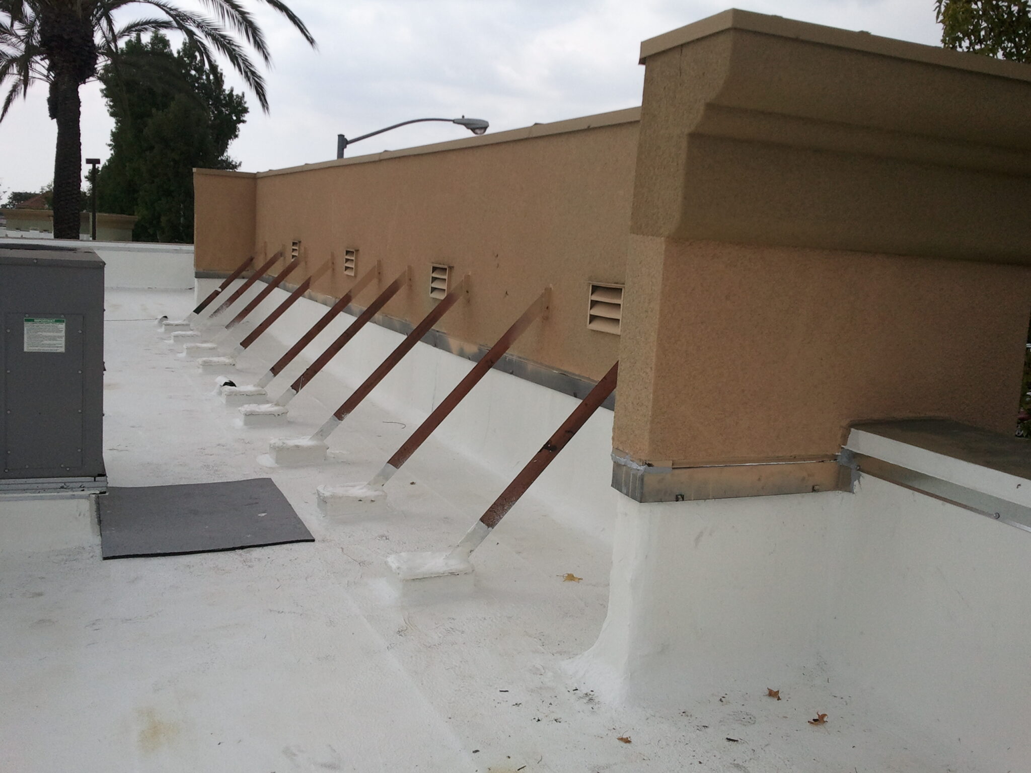 Shopping mall roofing installation
